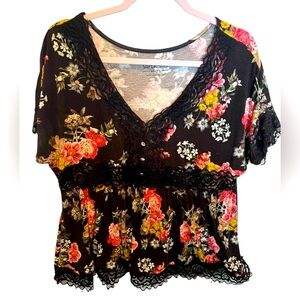 Lacey floral top